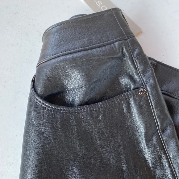 NWT Chicos Faux Leather Jean - Picture 5 of 13